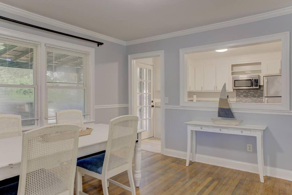 Charming Home Near Folly & Downtown 찰스턴 외부 사진