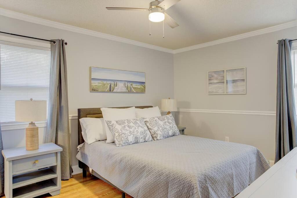 Charming Home Near Folly & Downtown 찰스턴 외부 사진