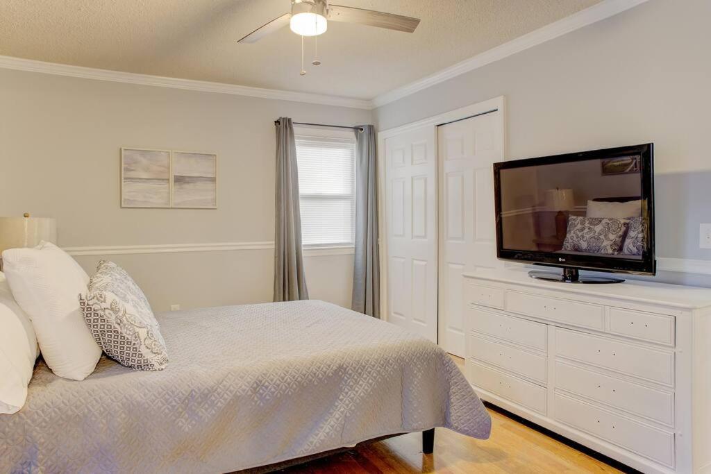 Charming Home Near Folly & Downtown 찰스턴 외부 사진